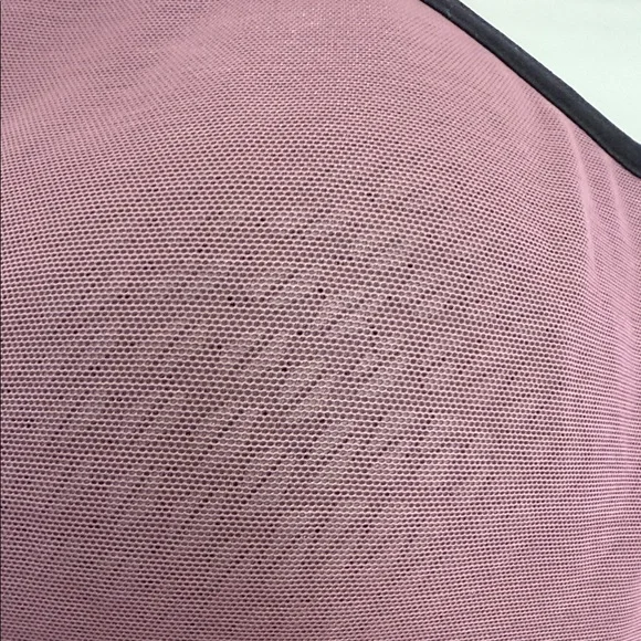 Under Armour Women's Mauve Sports Bra - Picture 2 of 4